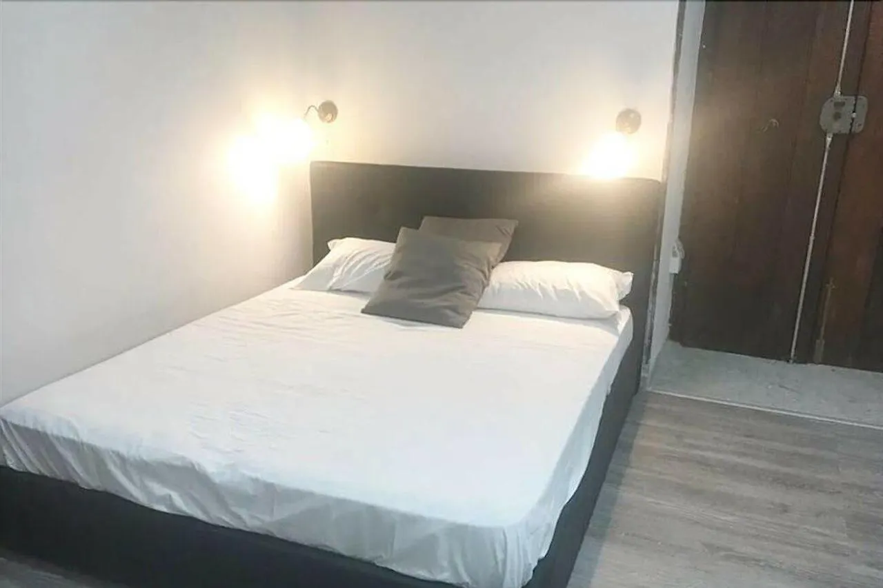 Umberto Loft location